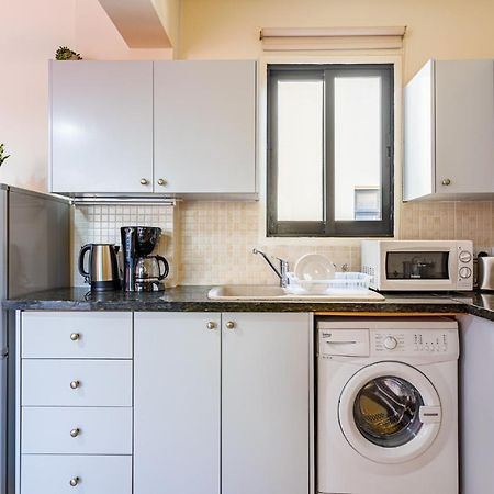 Freya 1-Bedroom Apartment In Larnaca Exterior photo