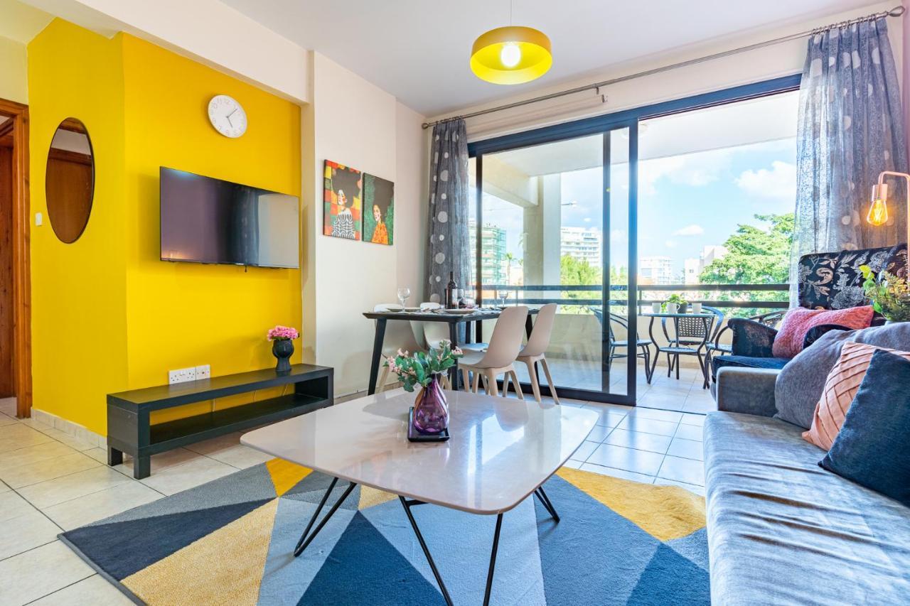 Freya 1-Bedroom Apartment In Larnaca Exterior photo