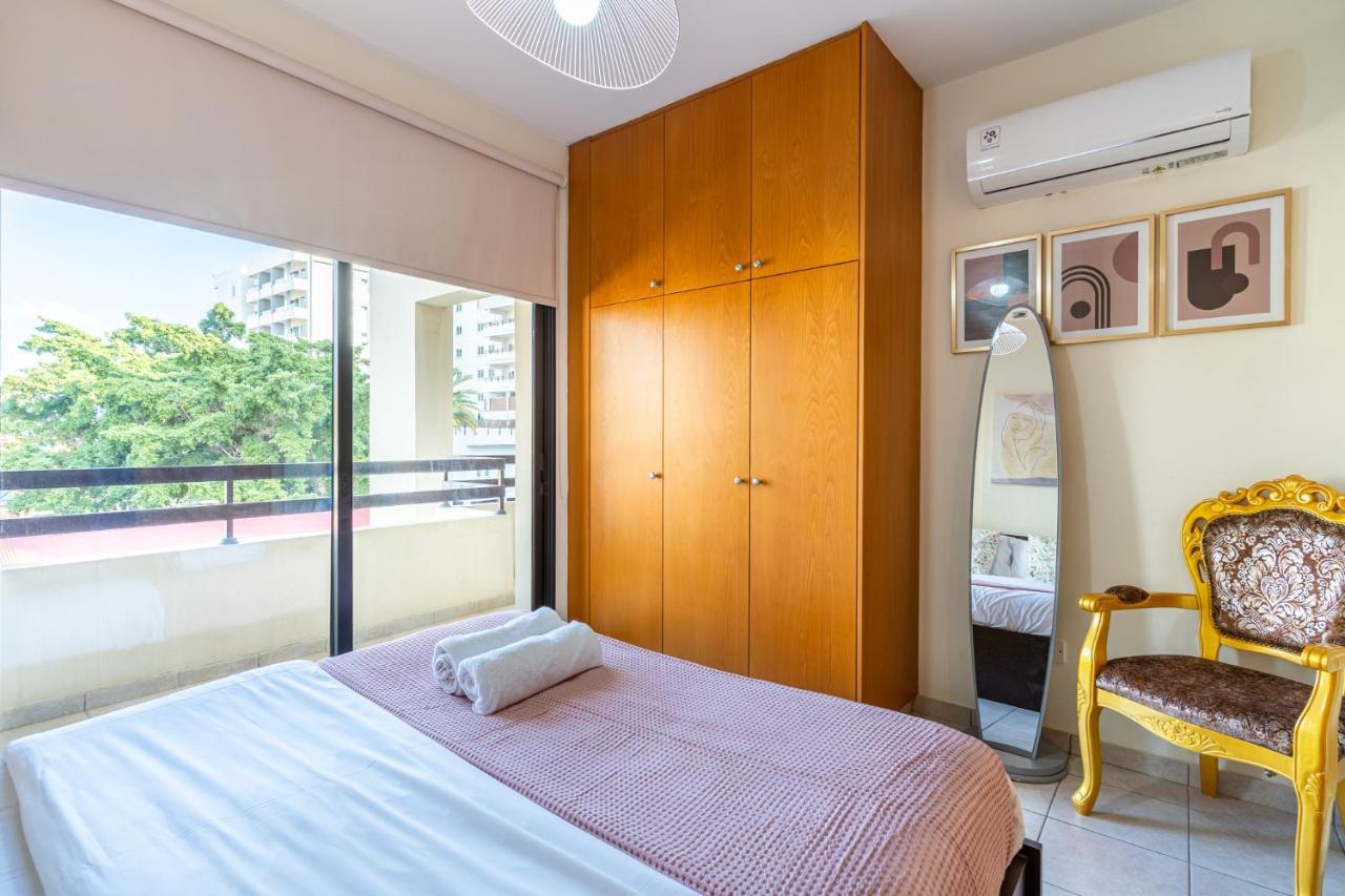Freya 1-Bedroom Apartment In Larnaca Exterior photo